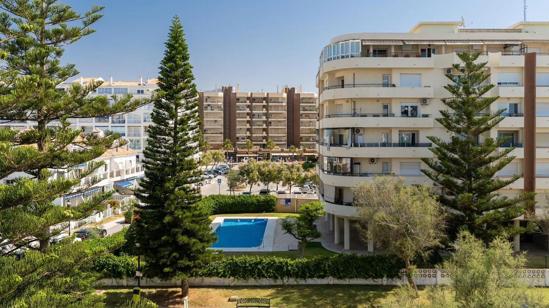 Blonzu Dominicana Fuengirola Apartment